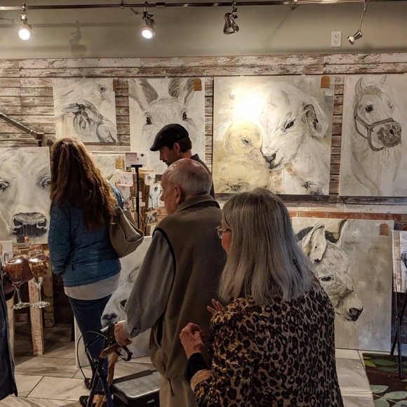 Meet your Posher, Shirley Kay! - Picture 8 of 11